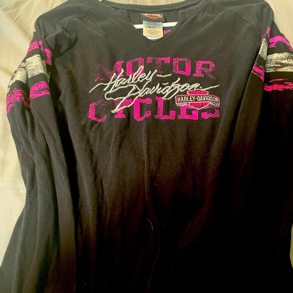 Black and pink Harley Davidson long sleeve shirt